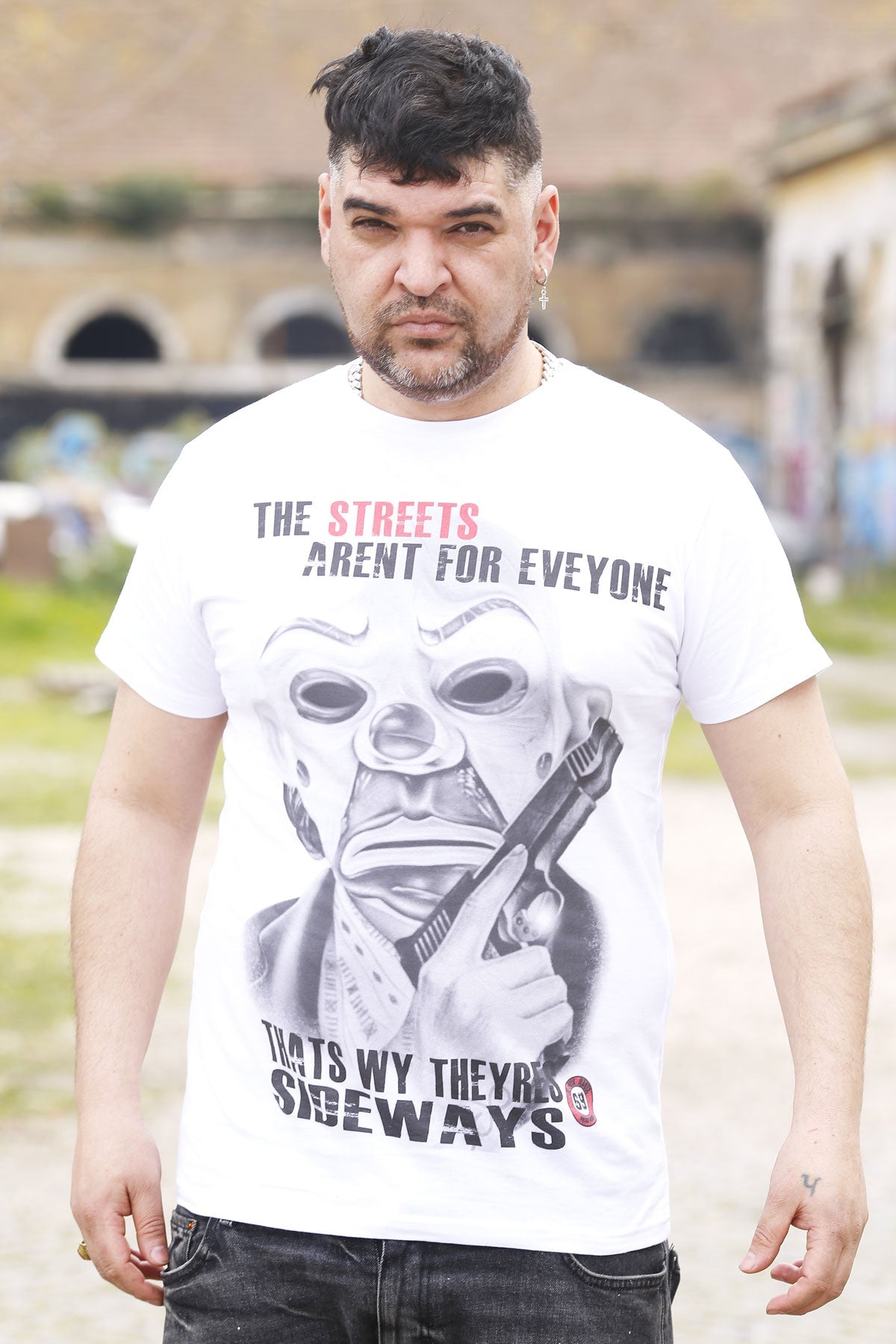 MEN'S T-Shirt design The Streets arent for everyone